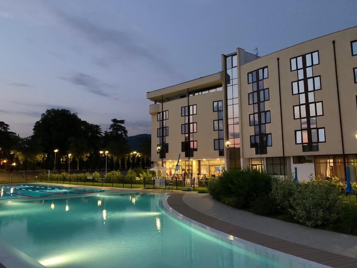 Kona Hotel Verona By Kleos Group Collection Negrar Bagian luar foto